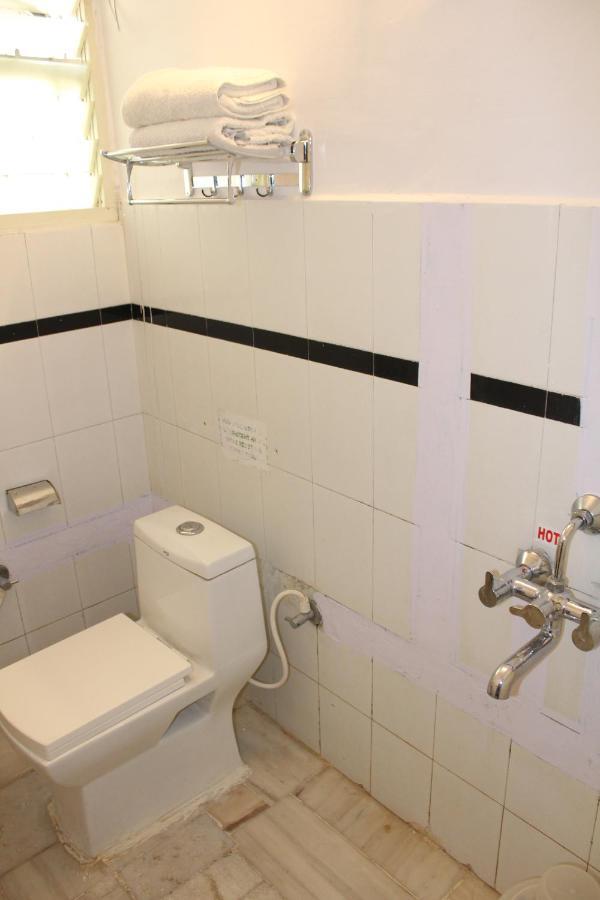 Kaveri Hotel Bed & Breakfast Maisur Dış mekan fotoğraf